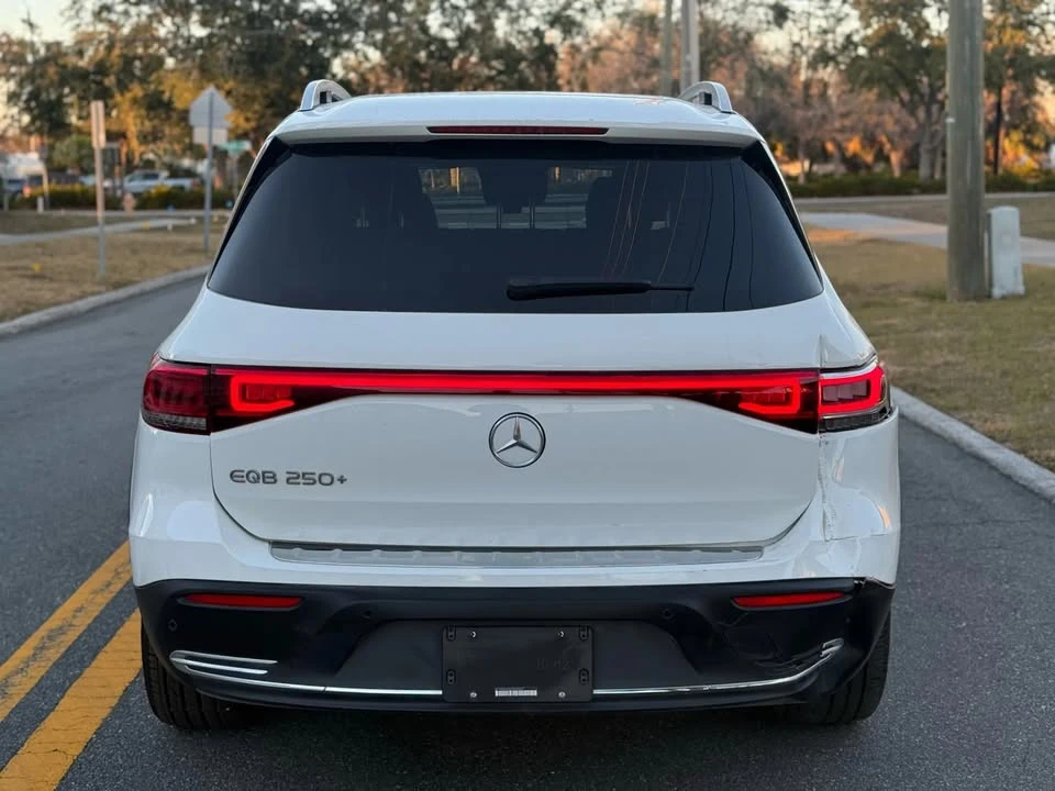 2023 Mercedes-Benz EQB - Image 8 of 14