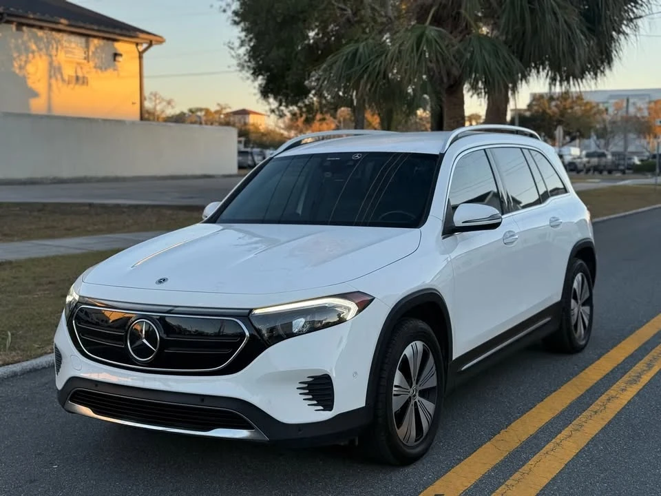 2023 Mercedes-Benz EQB - Image 2 of 14