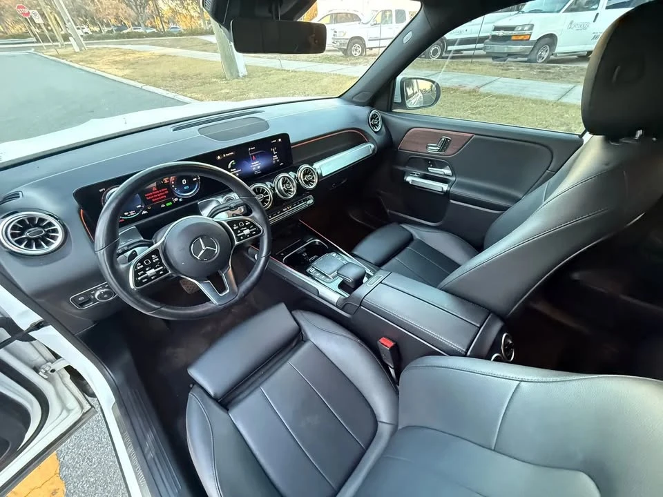 2023 Mercedes-Benz EQB - Image 9 of 14