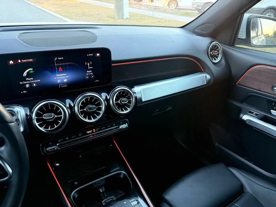 2023 Mercedes-Benz EQB - Image 12 of 14