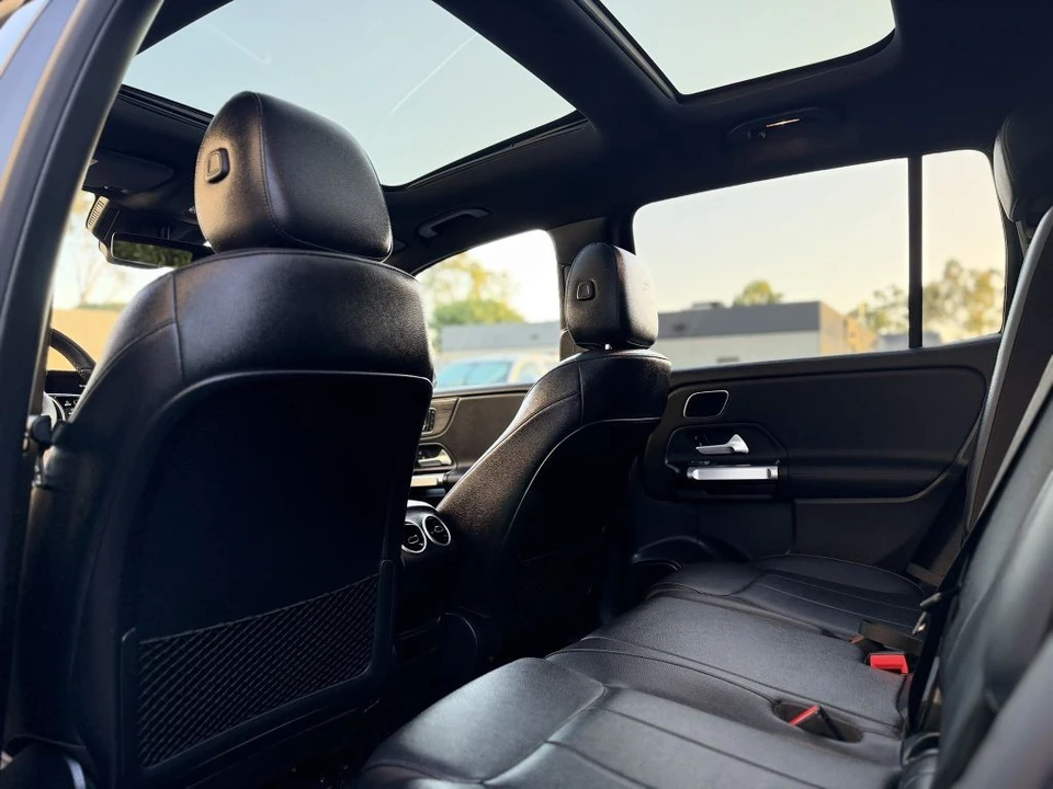 2023 Mercedes-Benz EQB - Image 16 of 21