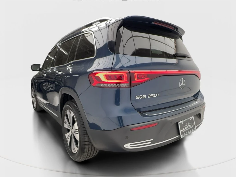 2023 Mercedes-Benz EQB - Image 9 of 21