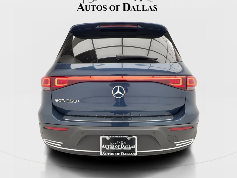2023 Mercedes-Benz EQB - Image 10 of 21