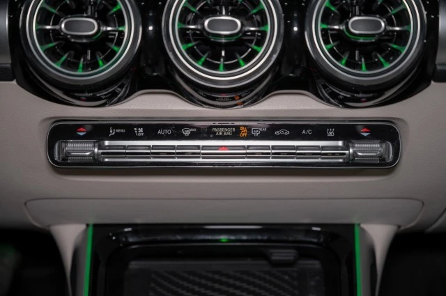 2023 Mercedes-Benz EQB - Image 13 of 19