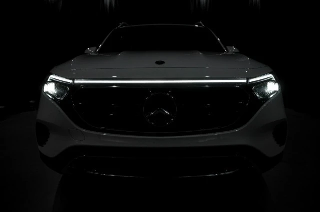 2023 Mercedes-Benz EQB - Image 8 of 19