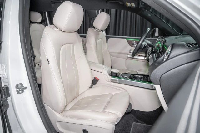 2023 Mercedes-Benz EQB - Image 10 of 19