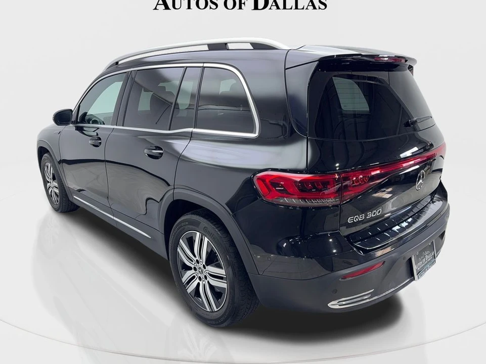 2023 Mercedes-Benz EQB - Image 9 of 21