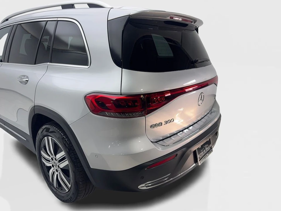 2023 Mercedes-Benz EQB - Image 19 of 21