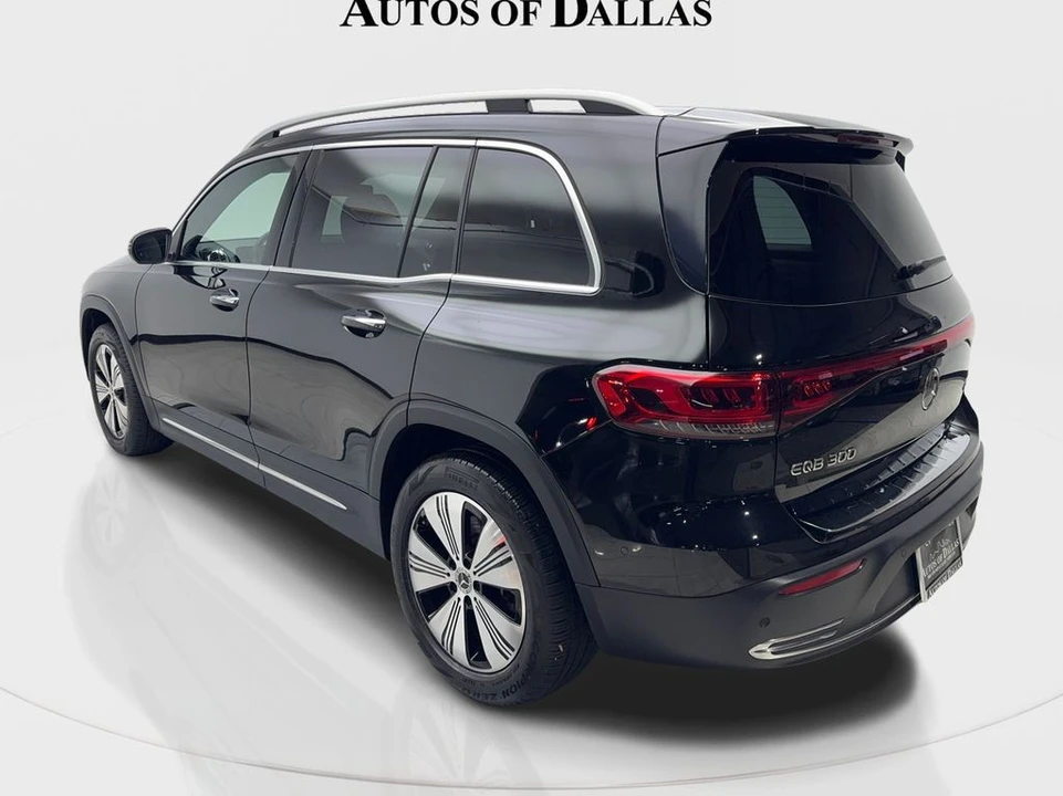2023 Mercedes-Benz EQB - Image 9 of 21