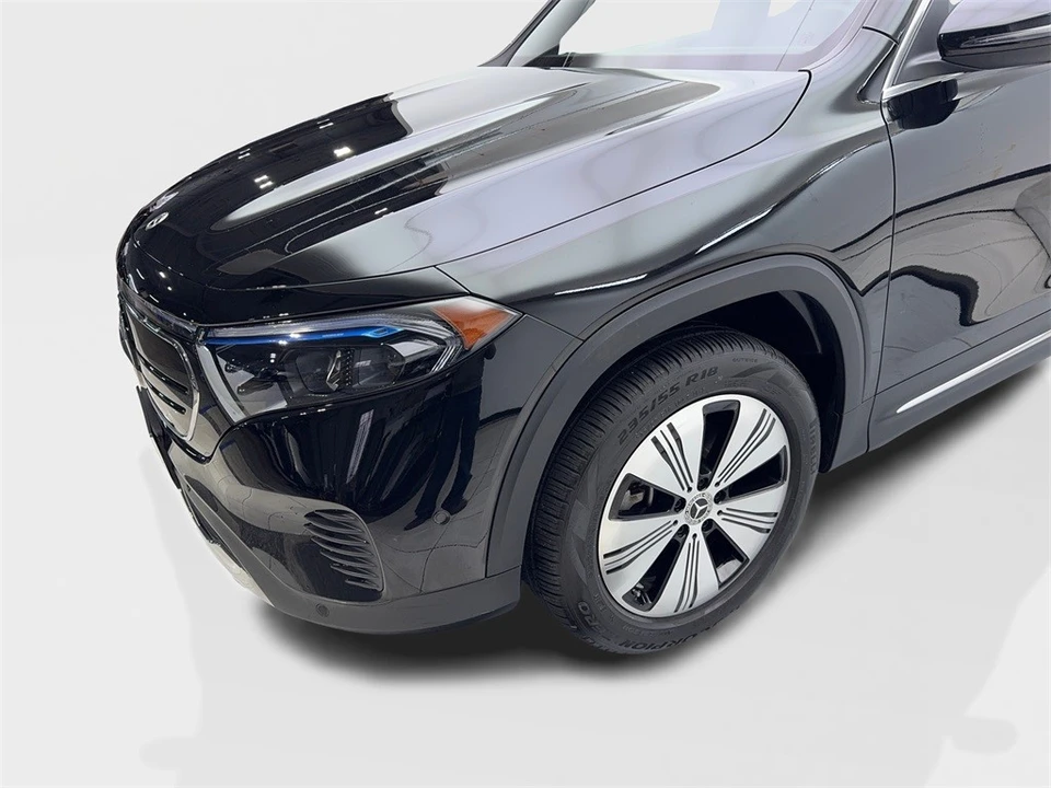 2023 Mercedes-Benz EQB - Image 18 of 21