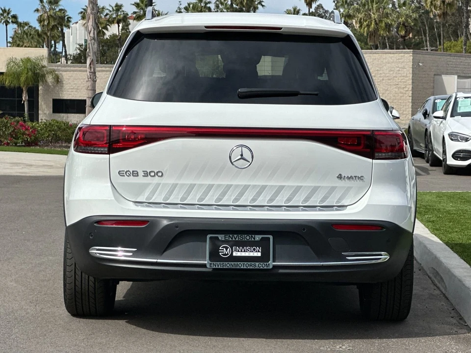 2023 Mercedes-Benz EQB - Image 4 of 21