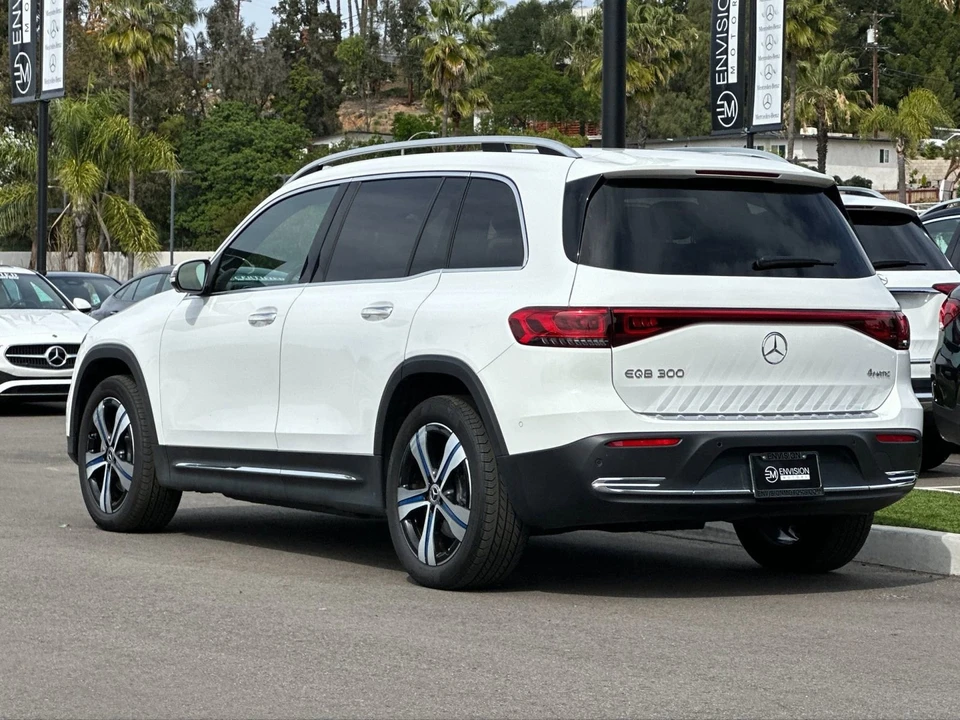 2023 Mercedes-Benz EQB - Image 5 of 12