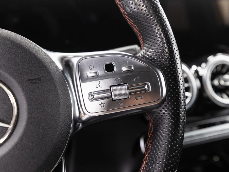 2023 Mercedes-Benz EQB - Image 12 of 21