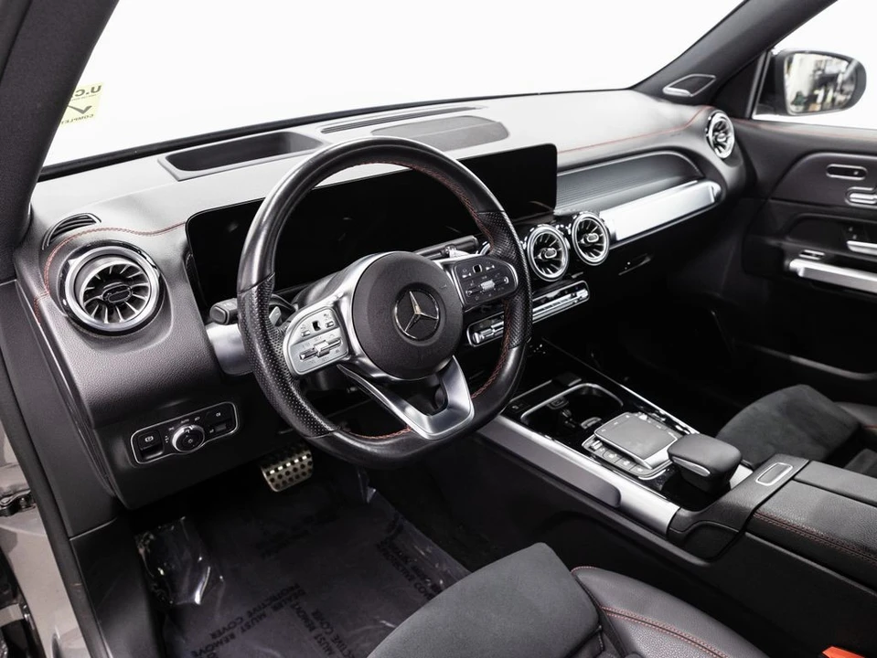 2023 Mercedes-Benz EQB - Image 8 of 21
