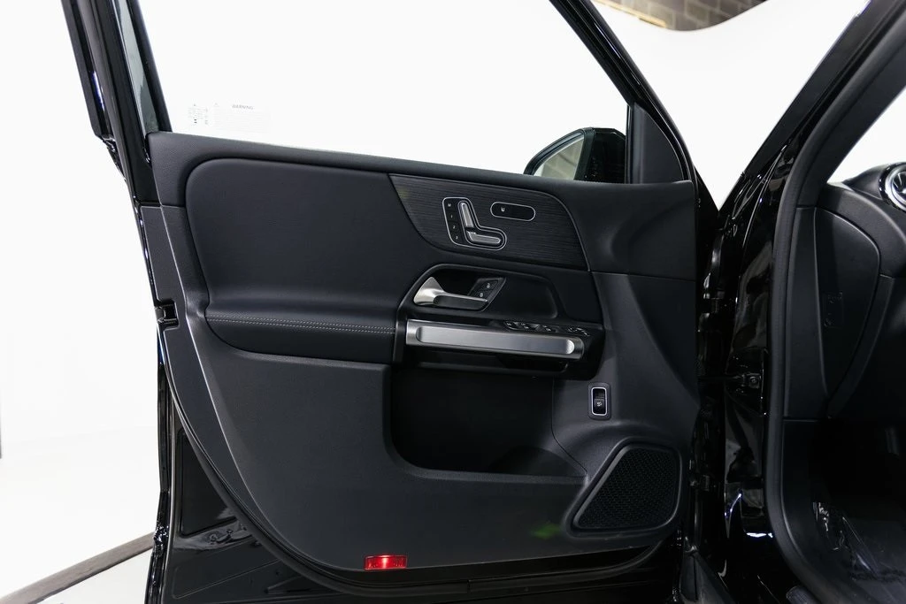 2023 Mercedes-Benz EQB - Image 5 of 12