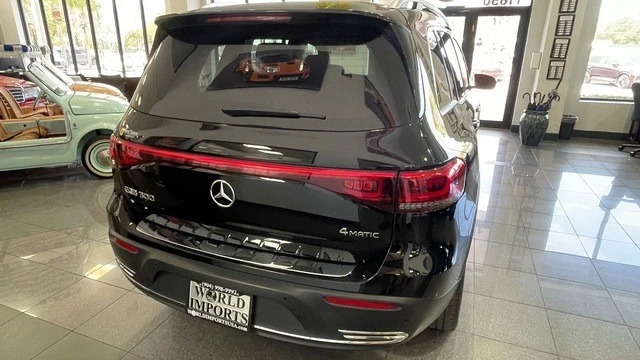 2023 Mercedes-Benz EQB - Image 8 of 31