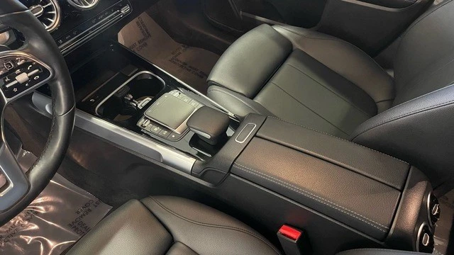 2023 Mercedes-Benz EQB - Image 30 of 31