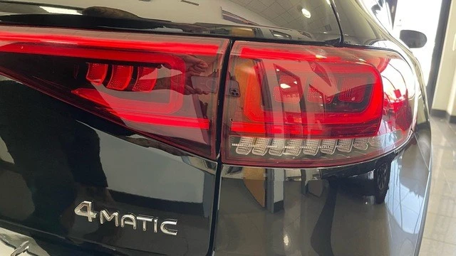 2023 Mercedes-Benz EQB - Image 19 of 31