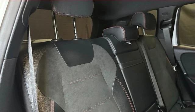 2023 Mercedes-Benz EQB - Image 18 of 20