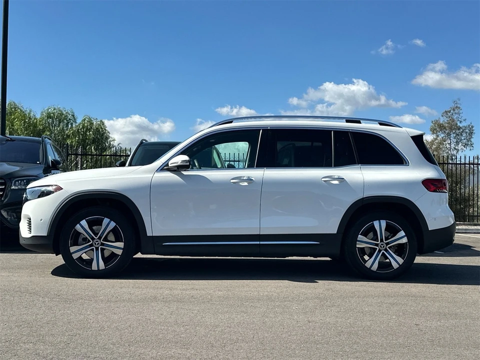 2023 Mercedes-Benz EQB - Image 7 of 12