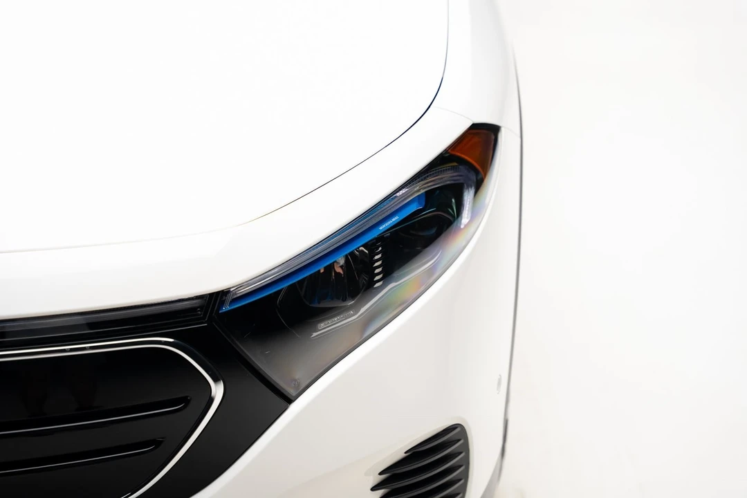 2023 Mercedes-Benz EQB - Image 10 of 12