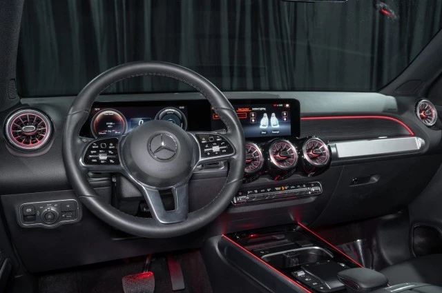 2023 Mercedes-Benz EQB - Image 18 of 21