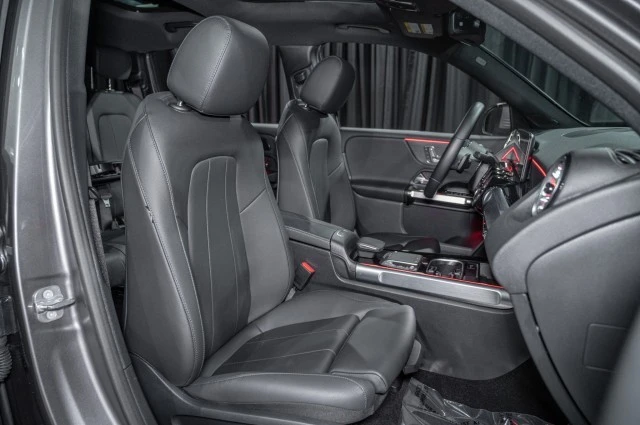 2023 Mercedes-Benz EQB - Image 14 of 21