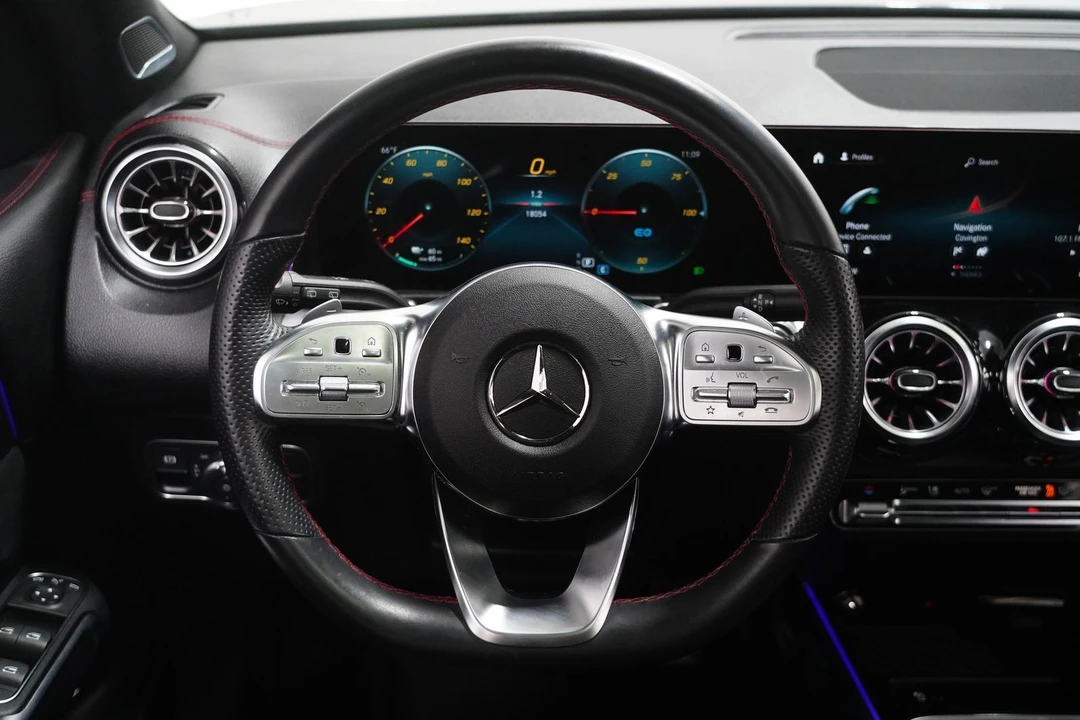 2023 Mercedes-Benz EQB - Image 16 of 21