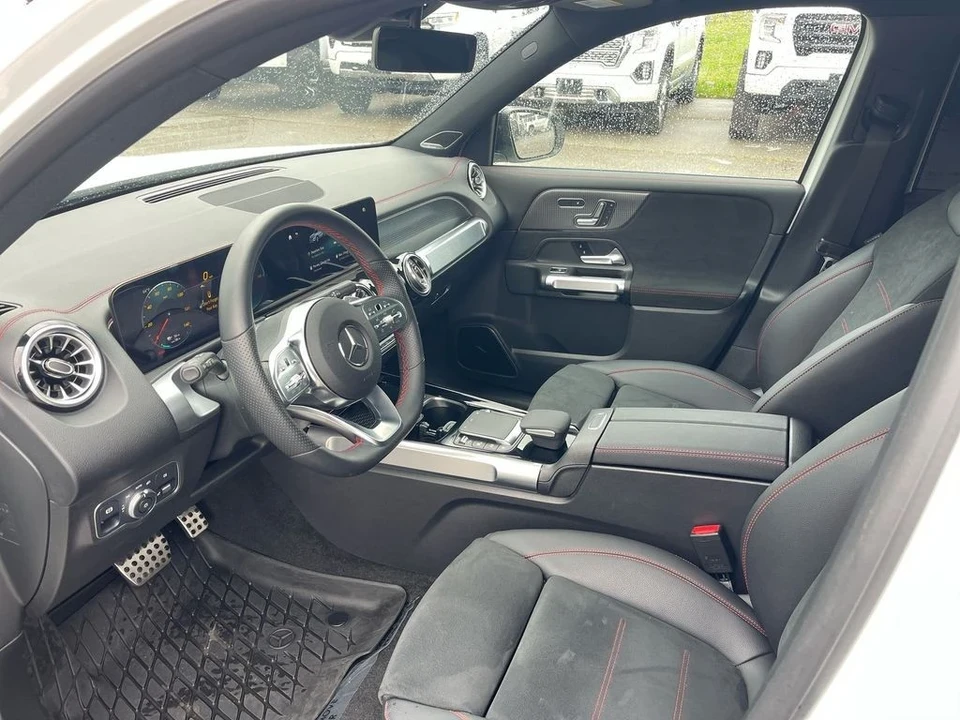 2023 Mercedes-Benz EQB - Image 9 of 12