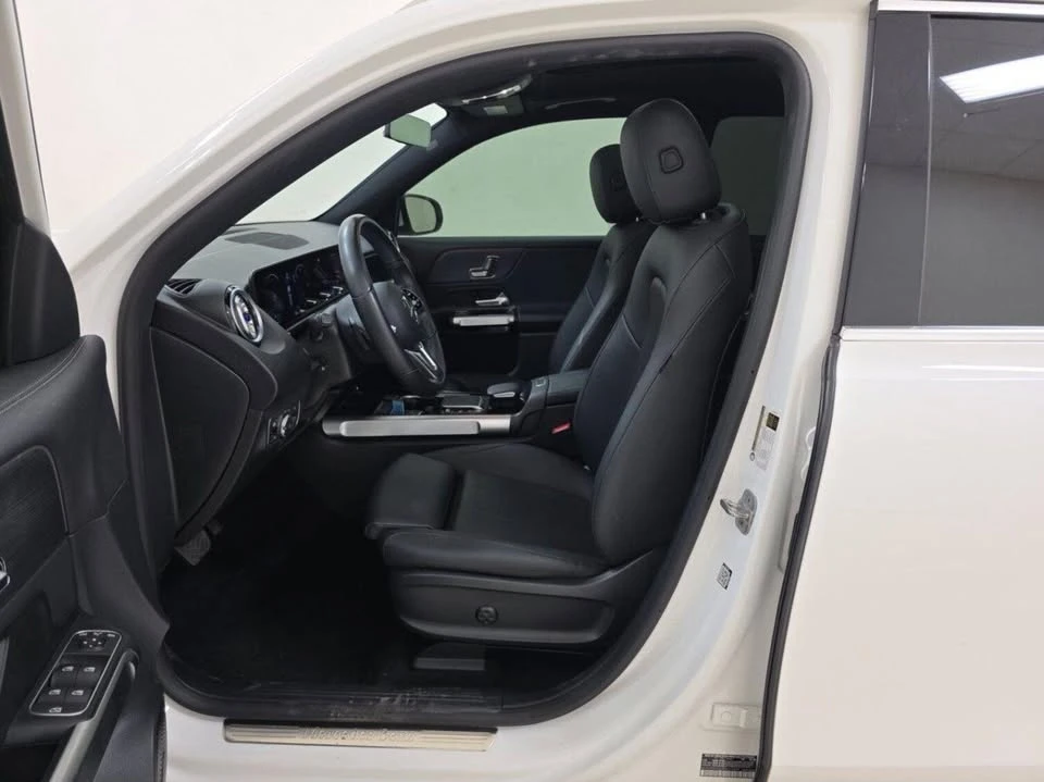 2023 Mercedes-Benz EQB - Image 8 of 15