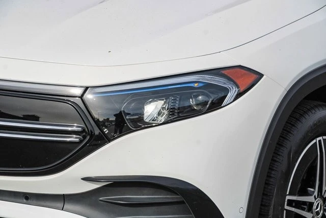 2023 Mercedes-Benz EQB - Image 8 of 12