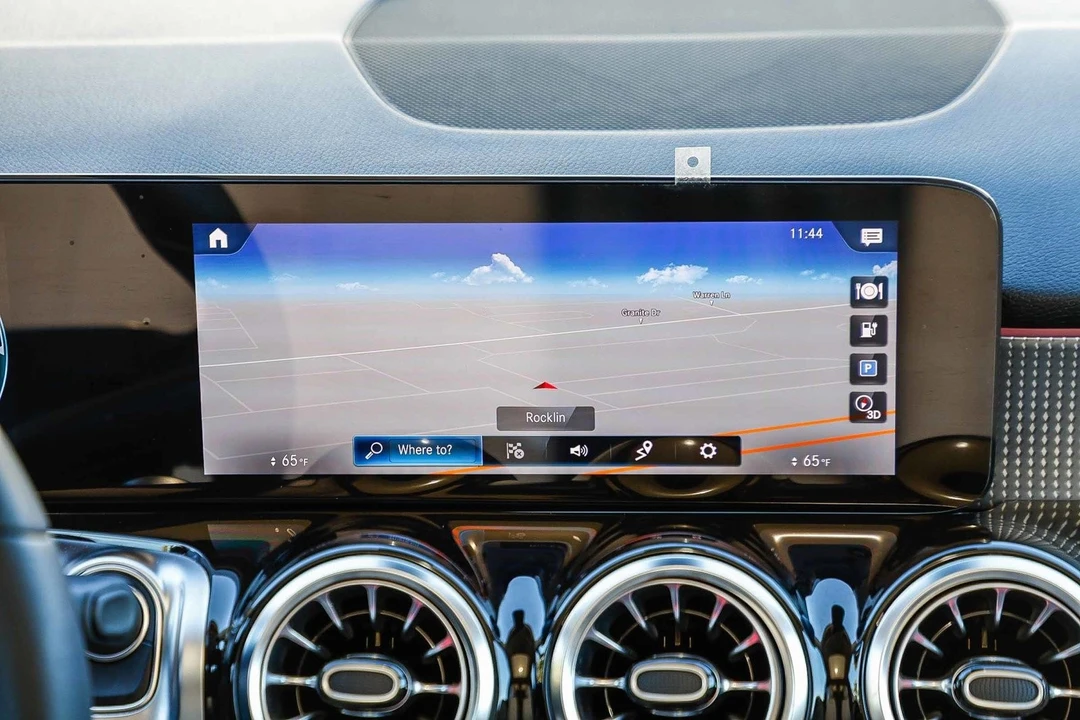 2023 Mercedes-Benz EQB - Image 12 of 12