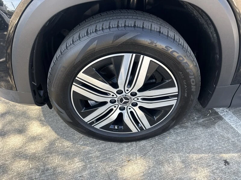 2023 Mercedes-Benz EQB - Image 10 of 20