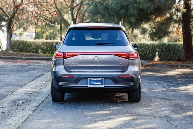 2023 Mercedes-Benz EQB - Image 10 of 12
