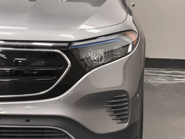 2023 Mercedes-Benz EQB - Image 8 of 12