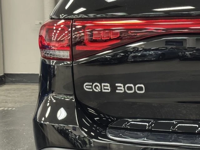 2023 Mercedes-Benz EQB - Image 11 of 12