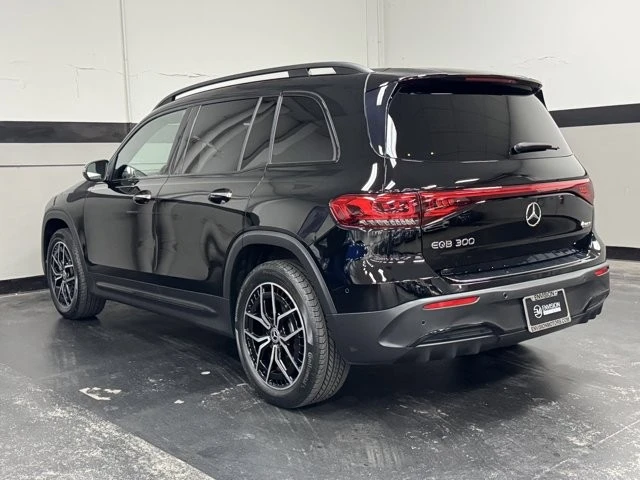 2023 Mercedes-Benz EQB - Image 8 of 12