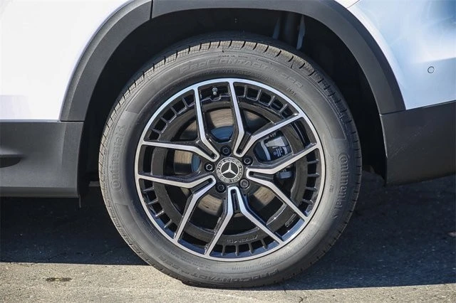 2023 Mercedes-Benz EQB - Image 10 of 12