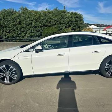2023 Mercedes-Benz EQS 450+ Premium