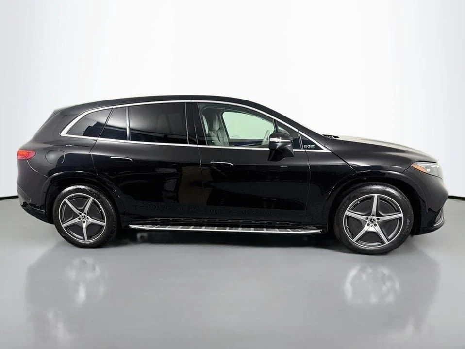 2023 Mercedes-Benz EQS - Image 4 of 19