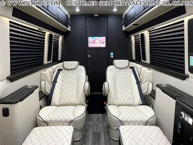 2023 Mercedes-Benz VS30 Sprinter - Image 10 of 12