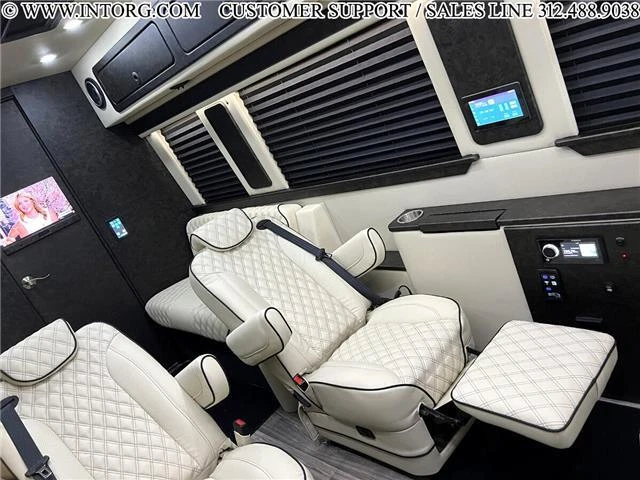 2023 Mercedes-Benz VS30 Sprinter - Image 5 of 12