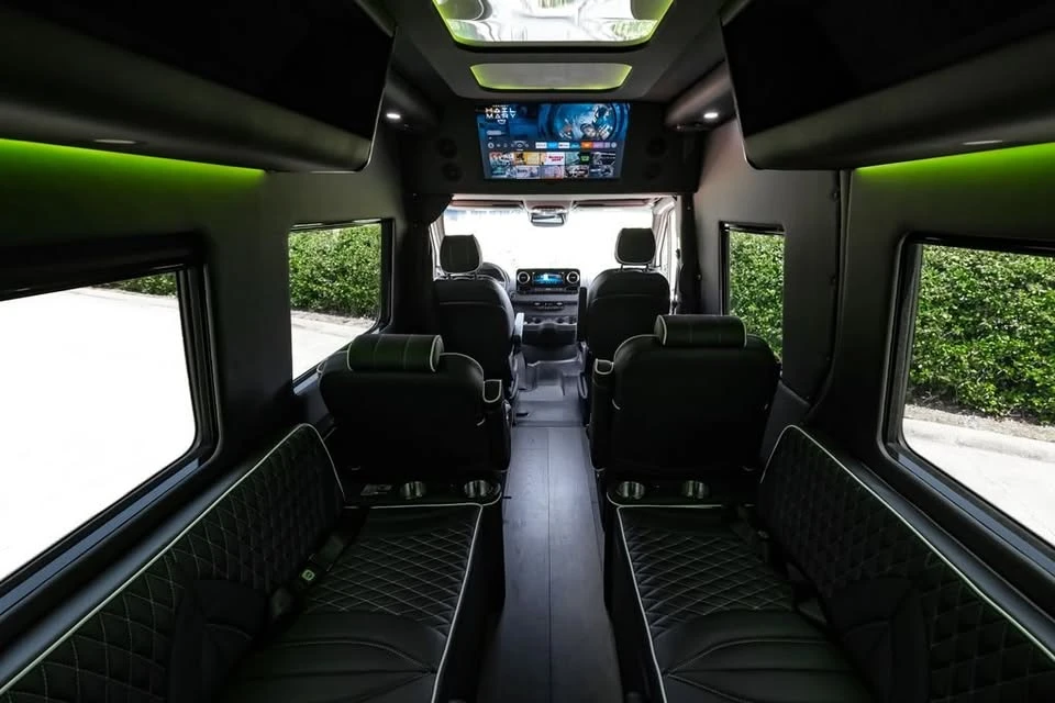 2023 Mercedes-Benz VS30 Sprinter - Image 16 of 20
