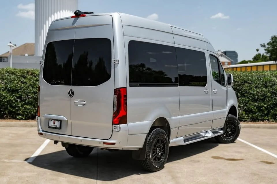 2023 Mercedes-Benz VS30 Sprinter - Image 3 of 20