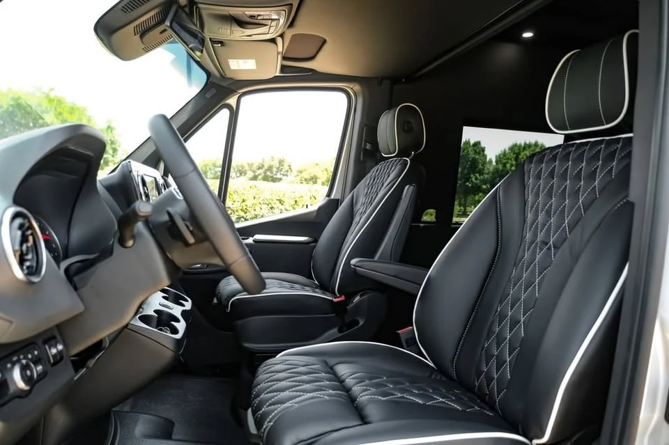 2023 Mercedes-Benz VS30 Sprinter - Image 13 of 20