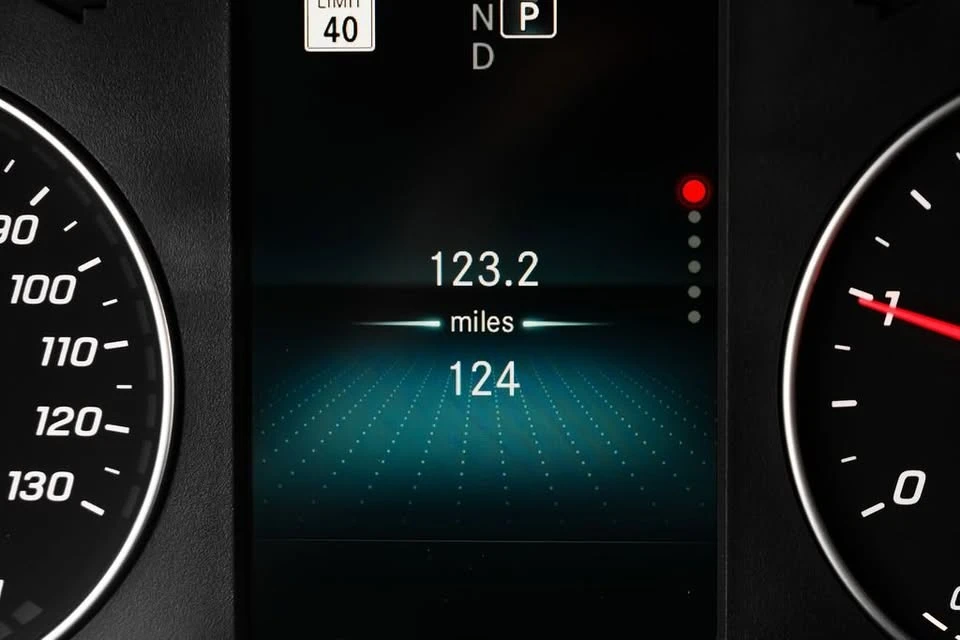 2023 Mercedes-Benz VS30 Sprinter - Image 11 of 20