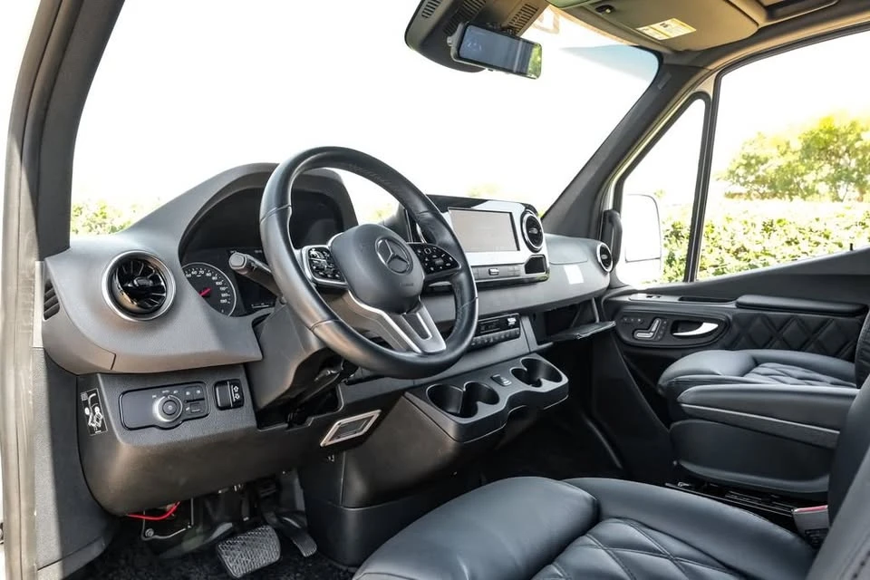 2023 Mercedes-Benz VS30 Sprinter - Image 9 of 20