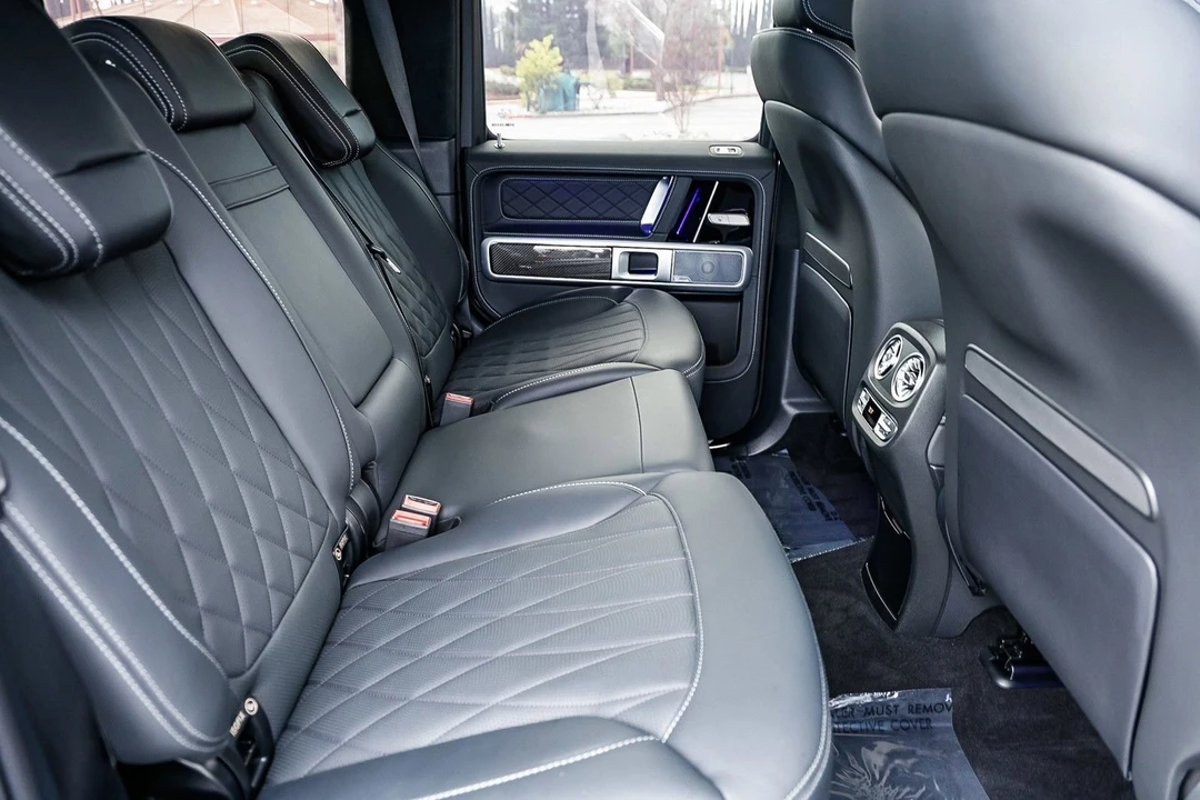2023 Mercedes-Benz - Image 19 of 31