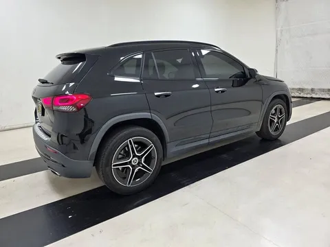 2023 Mercedes-Benz GLA 250
