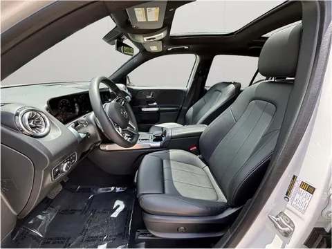 2023 Mercedes-Benz GLB
